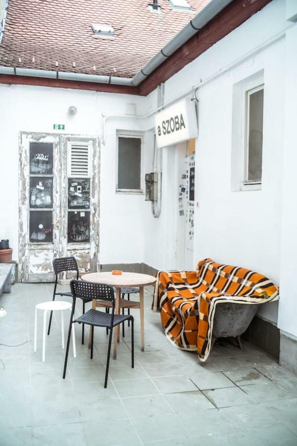A Szoba Apartman Pecs Luaran gambar